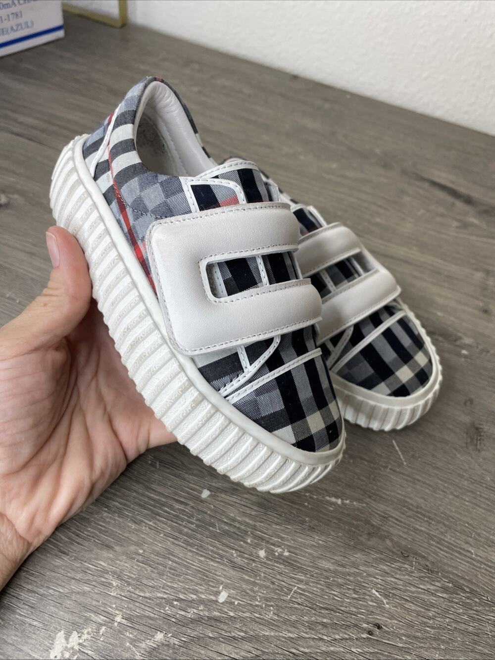 Burberry Kids Mark Pale Blue Check Sneakers Low Top Straps Size EUR 27 US10